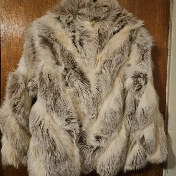 Blush and Arctic Fox Chevron Fur Coat - Picture 2 of 7